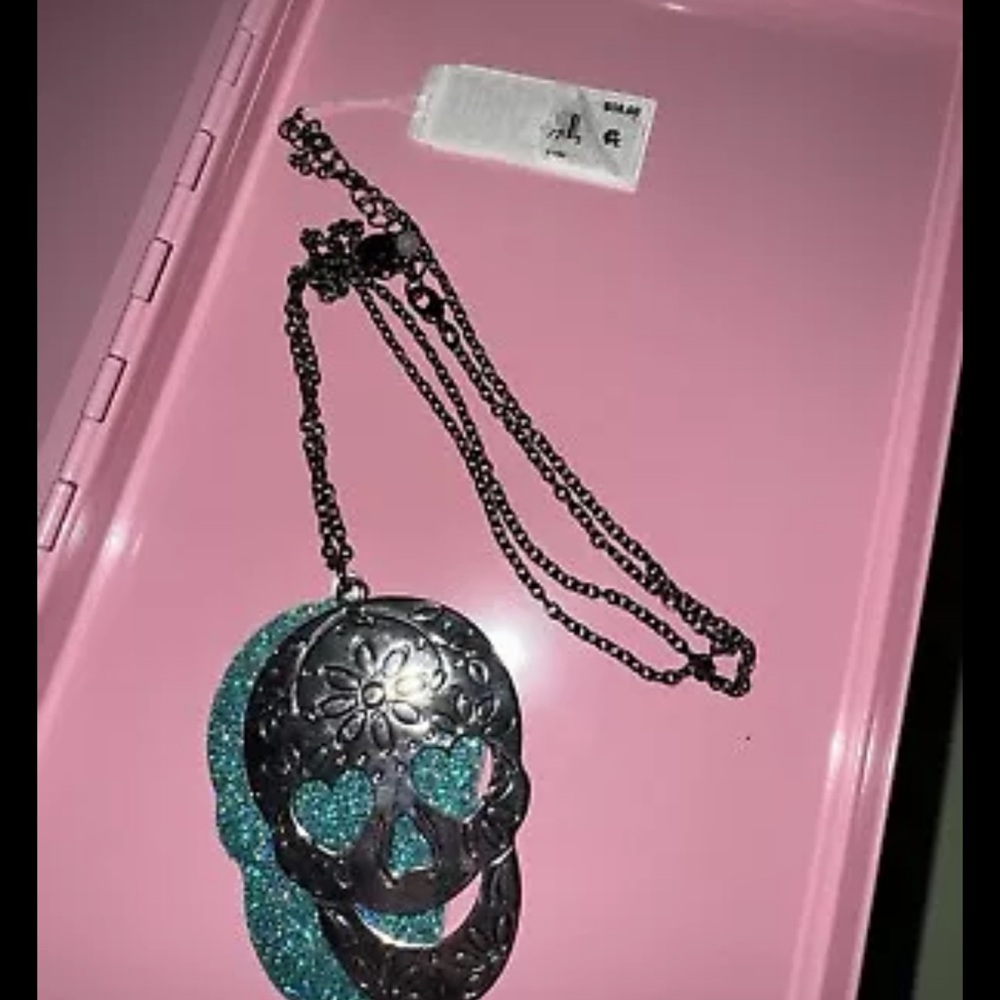 💀 Betsey Johnson Blue Sugar Skull Necklace 💀